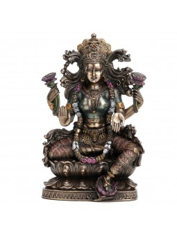 Lakshmi sentado